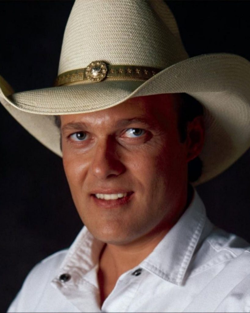 How Ricky Van Shelton Brought Country Music Back to Its Honest Core